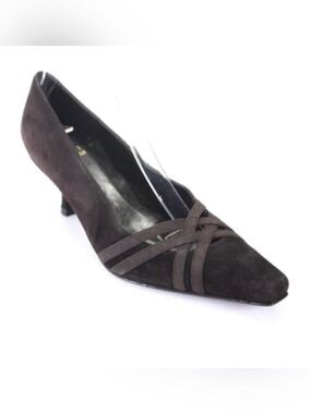 Stuart Weitzman chocolate suede designer pointed toe kitten heels size 6